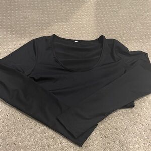 Elegant Black Long Sleeve Crop Top